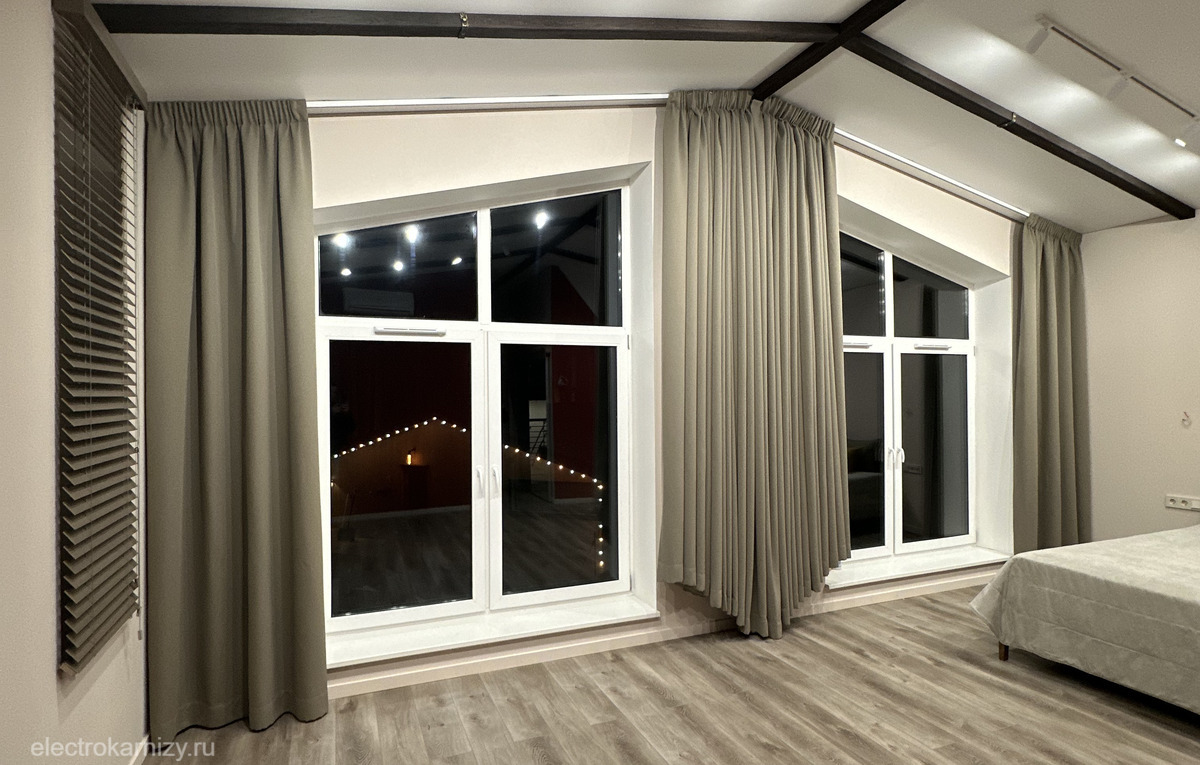 Стильный интерьер с идеально ровными шторами на скрытом электрокарнизе А-ОК